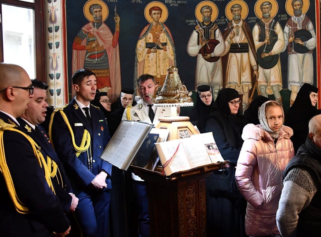 Hramul Mănăstirii Strâmba 196532