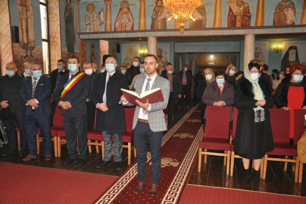 Slujbă de reîntemeiere a Sfintei Mese în Parohia Dobrin, Sălaj 196528