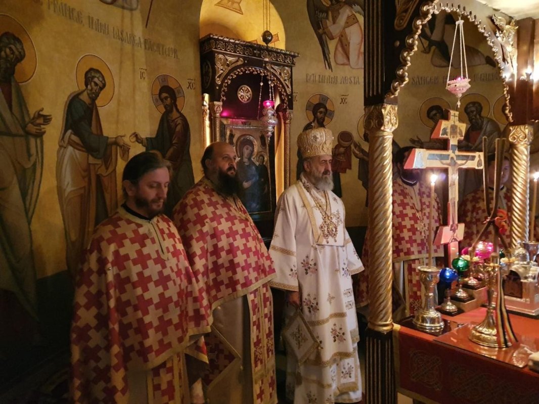 Slujire arhierească la Mănăstirea Lupșa, judeţul Alba 196712