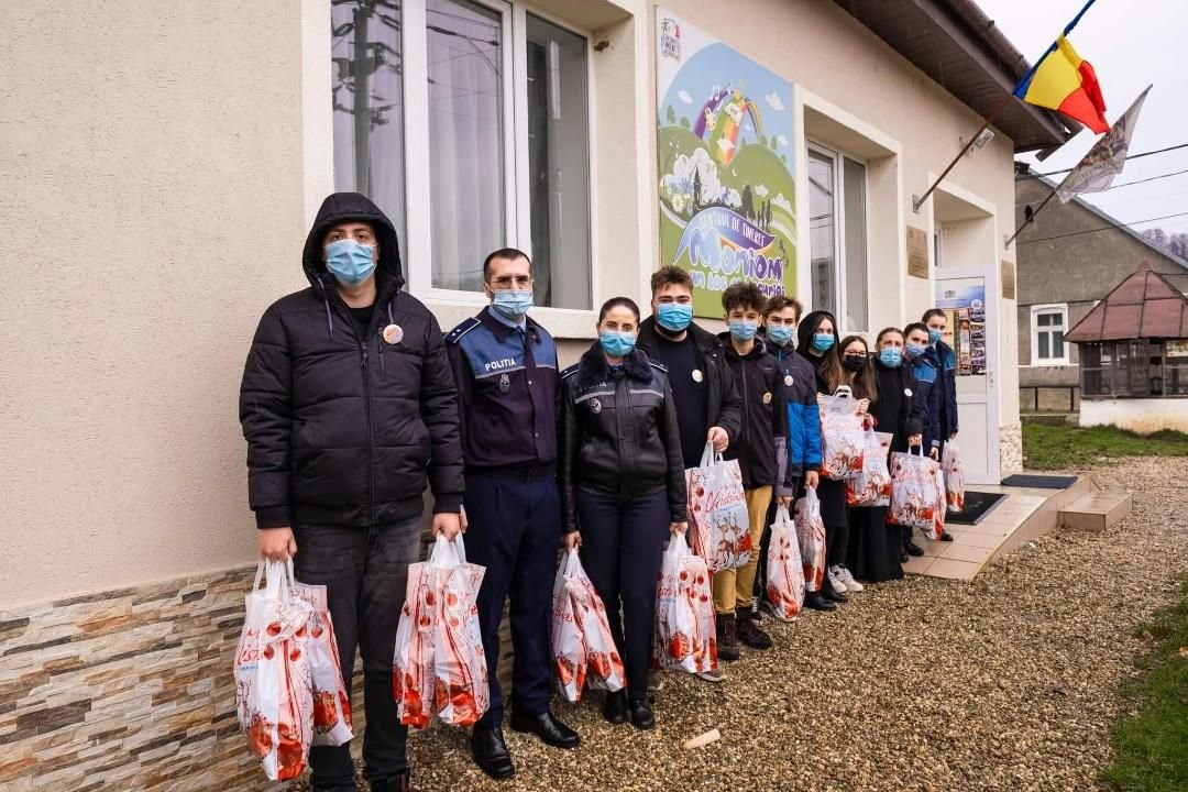 Campania umanitară „Ghetuțele lui Moș Nicolae” a ajuns la final 197294