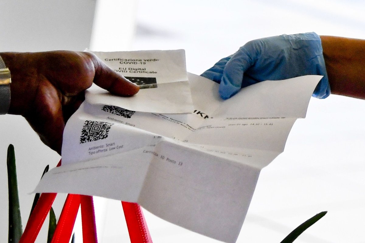 Condiții noi de intrare în Italia 197140