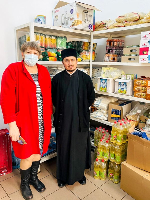 Protoieria Panciu a oferit o tonă de alimente Spitalului Municipal Adjud 197267