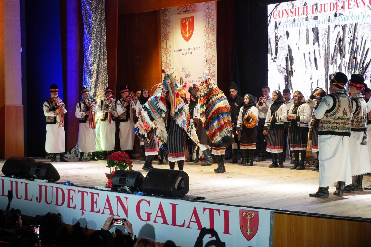 Festival de obiceiuri şi tradiţii de Crăciun la Galaţi 197469