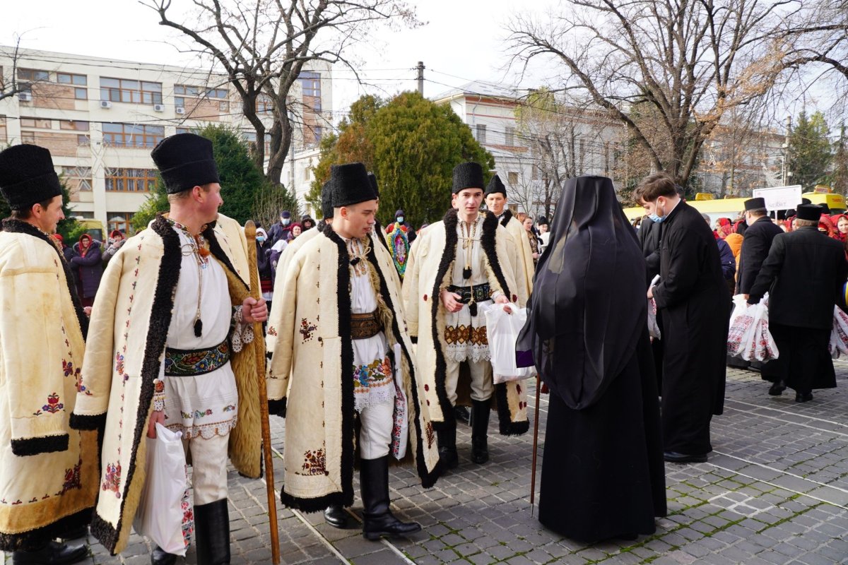 Festival de obiceiuri şi tradiţii de Crăciun la Galaţi 197485