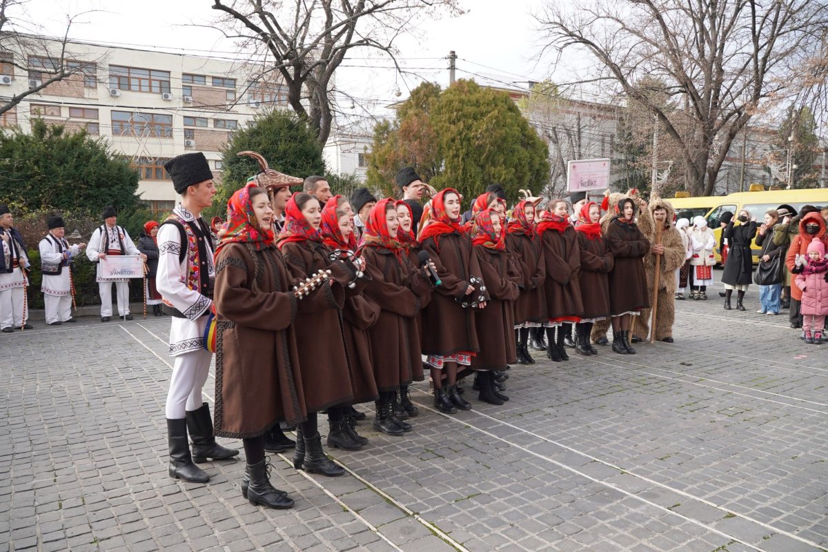 Festival de obiceiuri şi tradiţii de Crăciun la Galaţi 197486