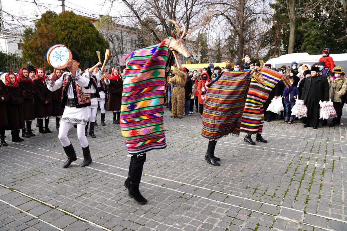 Festival de obiceiuri şi tradiţii de Crăciun la Galaţi 197487