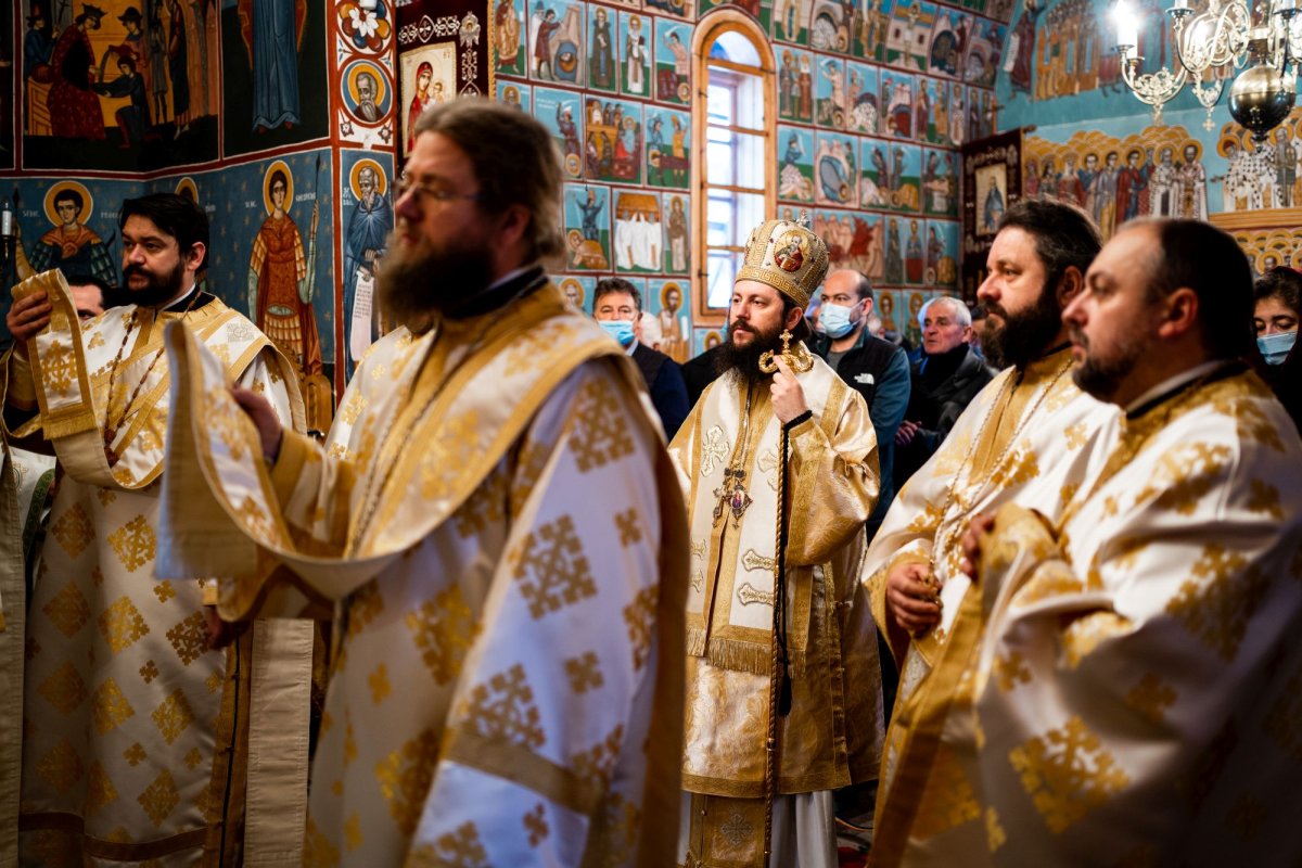 Sfântul Daniil Sihastrul cinstit la Mănăstirea Voroneț 197407