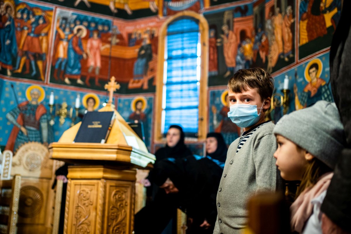 Sfântul Daniil Sihastrul cinstit la Mănăstirea Voroneț 197413