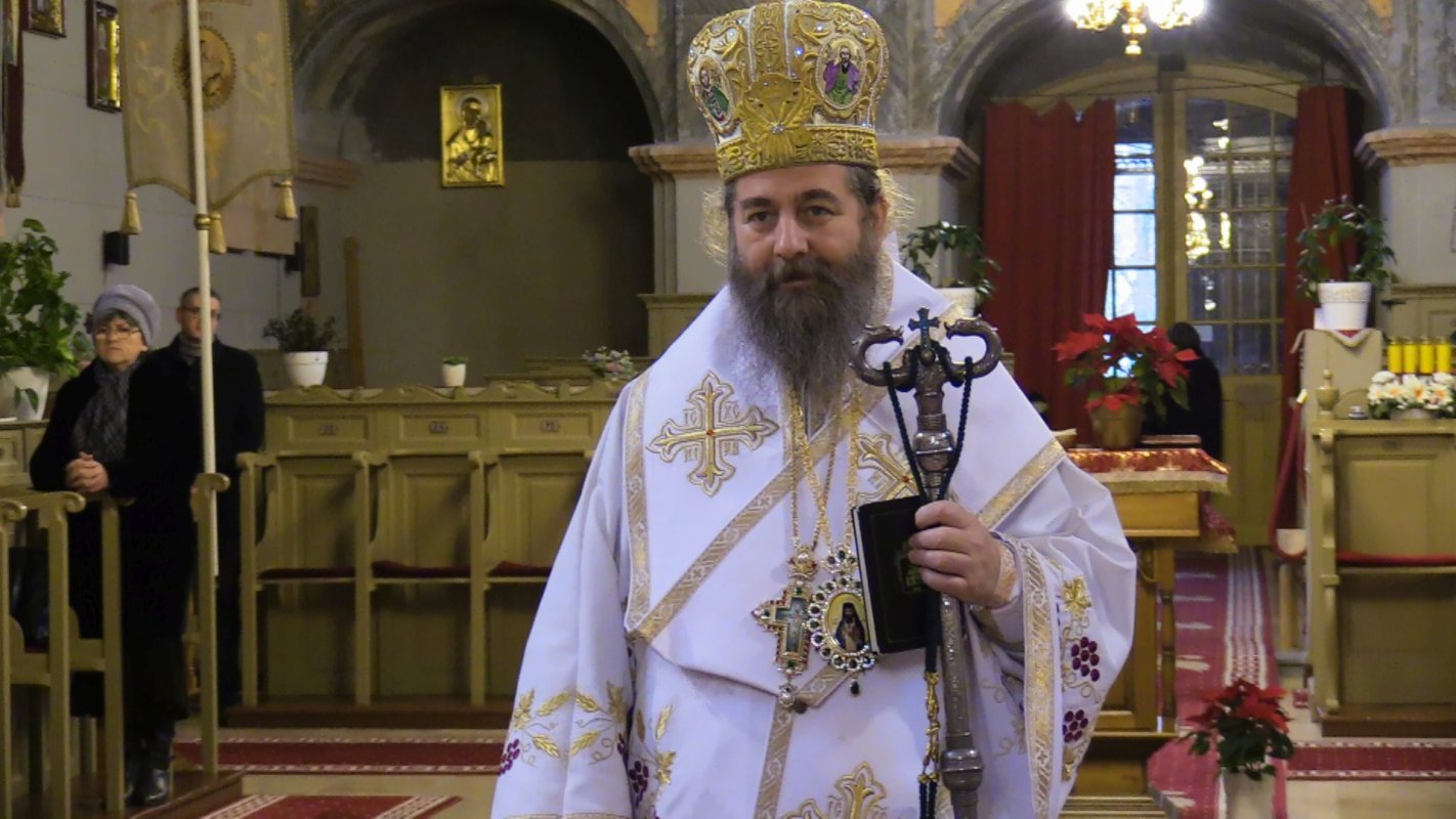Slujire arhierească la Catedrala Episcopală din Giula, Ungaria, în Duminica dinaintea Nașterii Domnului 197441