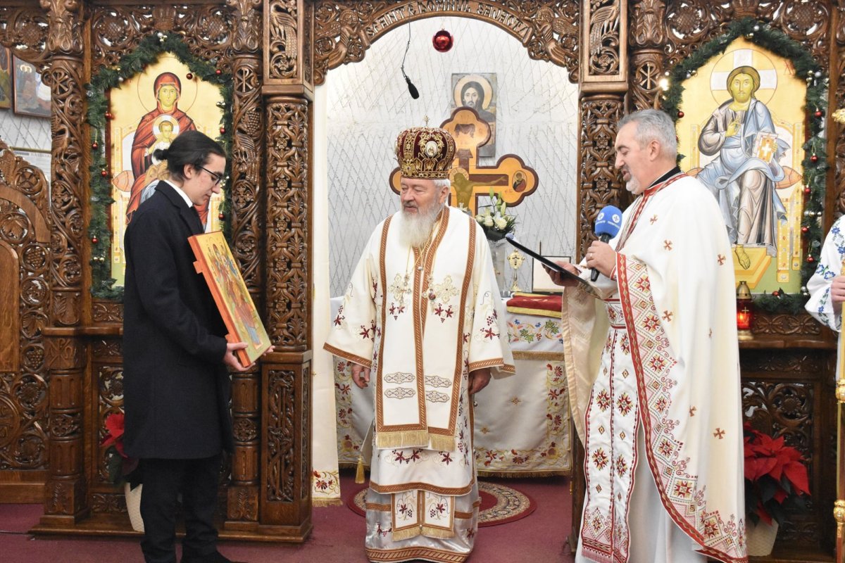 Sărbătoare în Parohia „Soborul Maicii Domnului” din cartierul clujean Făget 197563