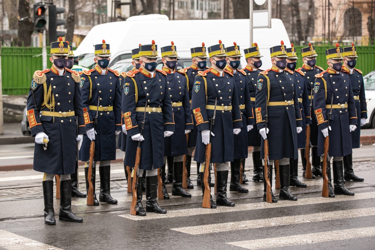 Comemorarea eroilor revoluţiei în cimitirul lor din Capitală 197733