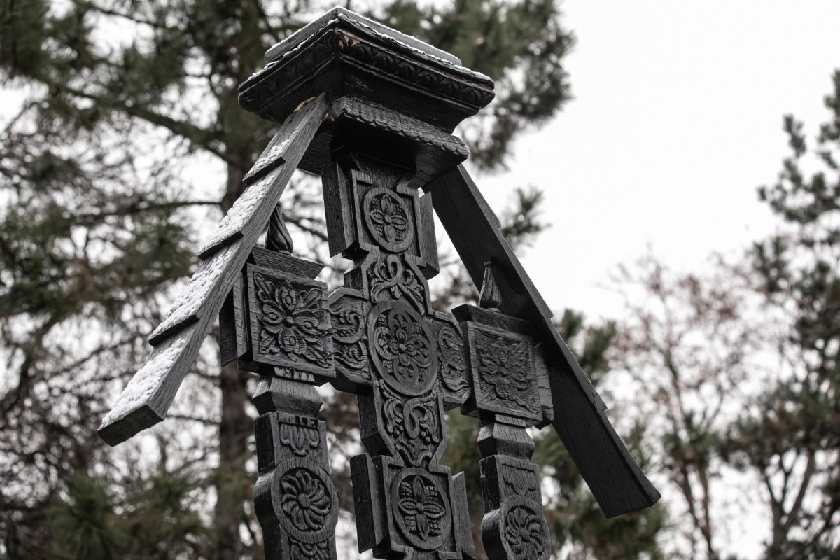 Comemorarea eroilor revoluţiei în cimitirul lor din Capitală 197748