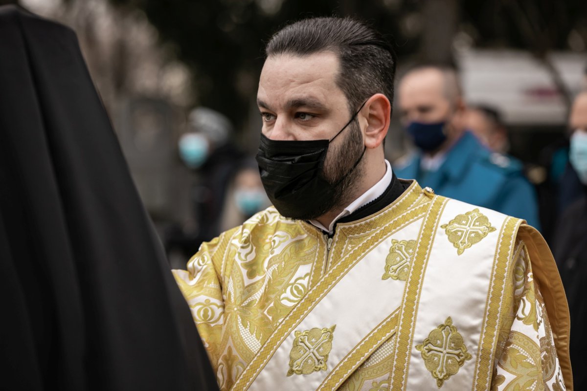 Comemorarea eroilor revoluţiei în cimitirul lor din Capitală 197751