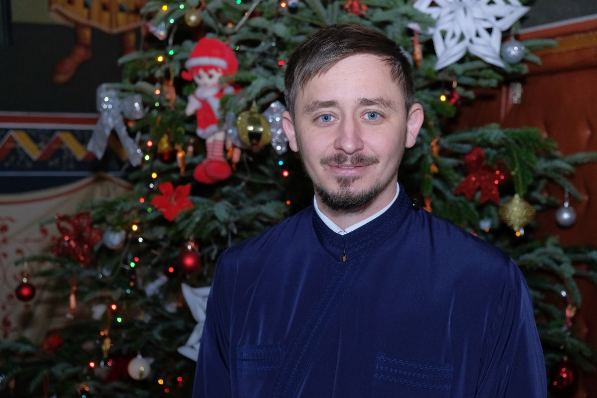 Târg de Crăciun, darul copiilor de la Biserica Huedin 197646