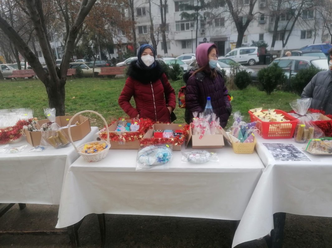 Târg de Crăciun, darul copiilor de la Biserica Huedin 197710
