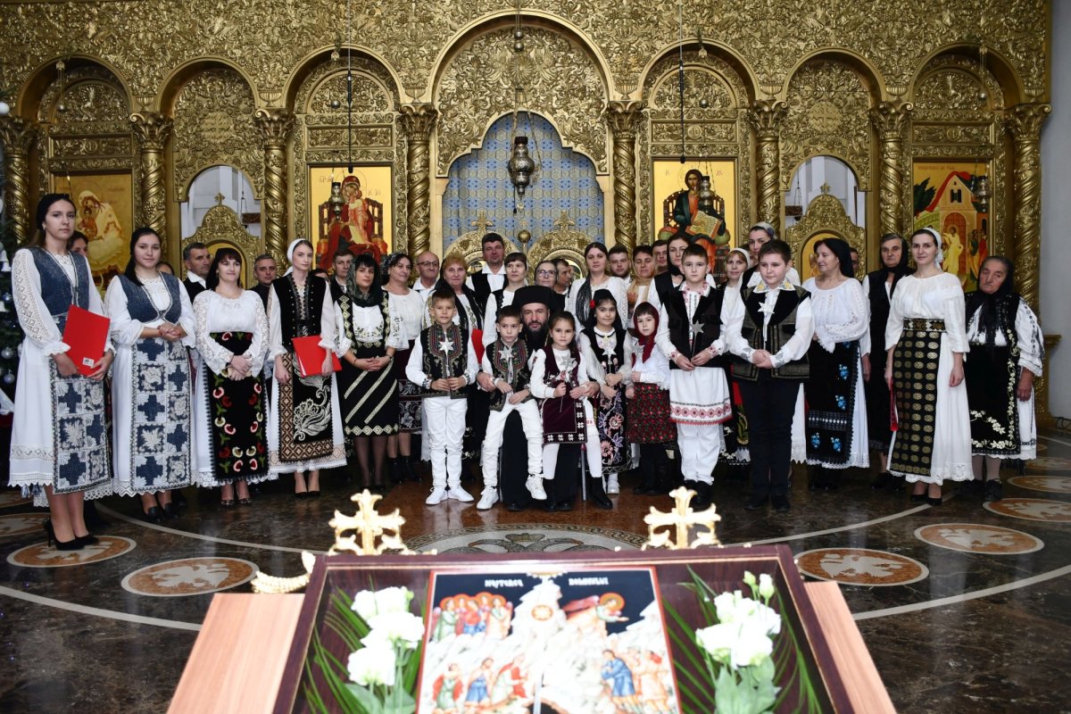 Vestirea Naşterii Domnului în Episcopia Caransebeşului 197801