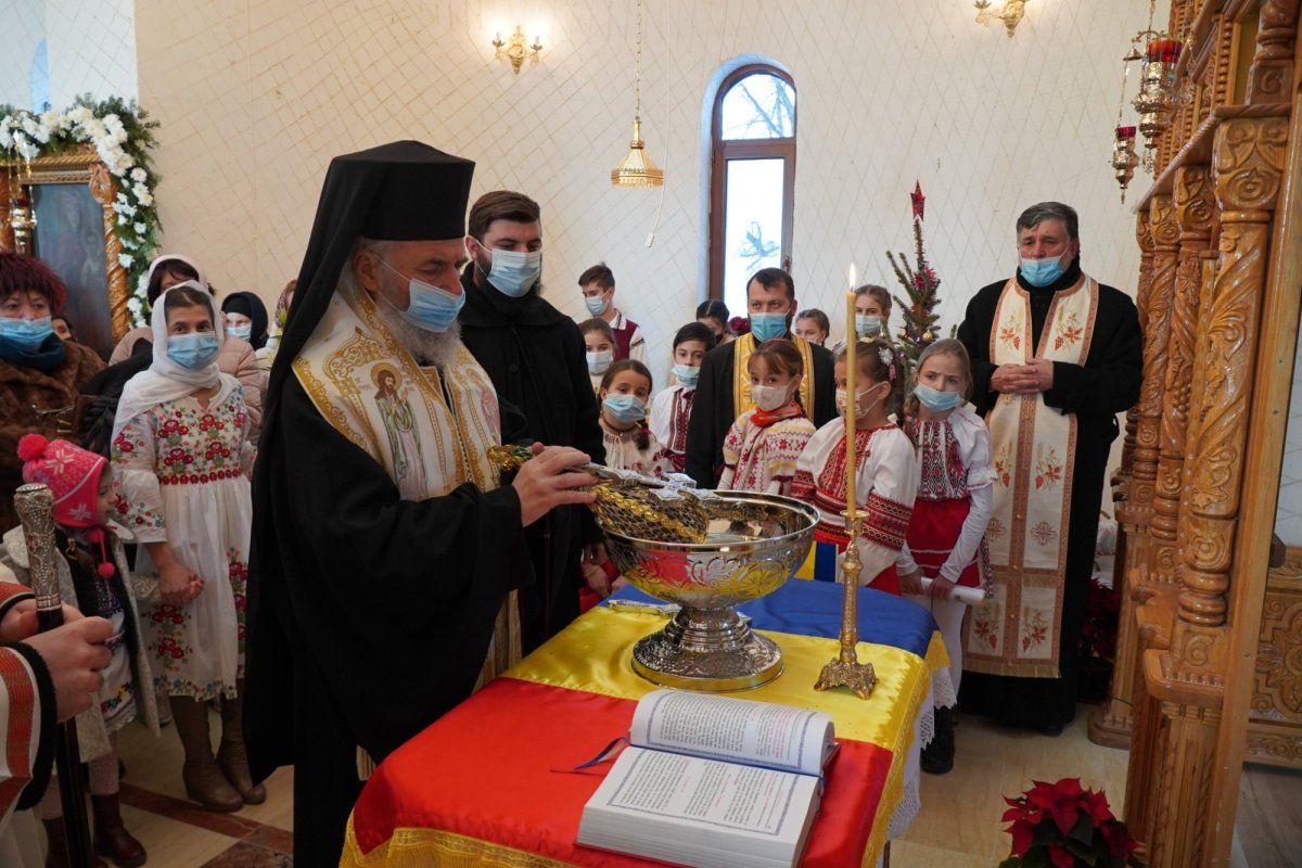 Binecuvântarea unui nou lăcaș de cult dintr-o localitate brăileană 197996