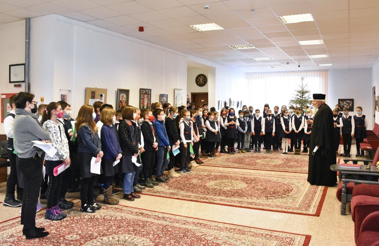 Colinde și daruri la Colegiul Ortodox și la Grădinița „Sfântul Stelian” din Cluj Napoca 197967
