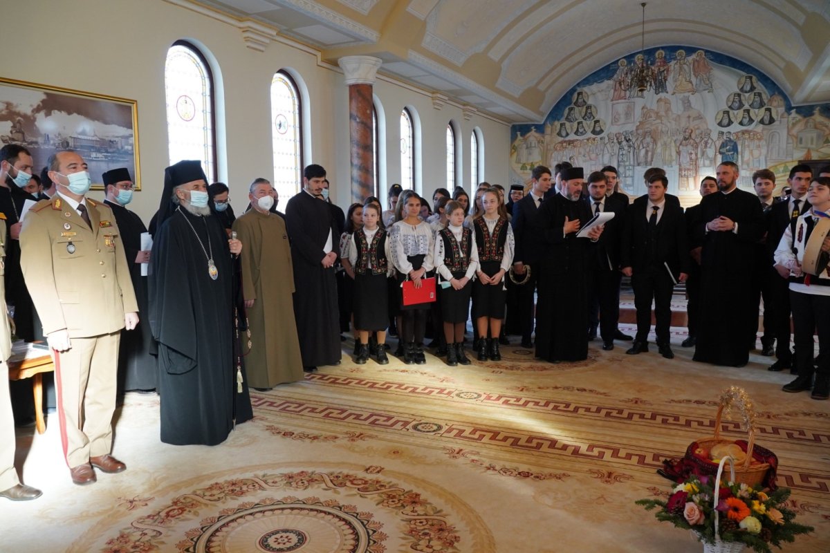 Colindători la Centrul eparhial al Arhiepiscopiei Dunării de Jos 198220