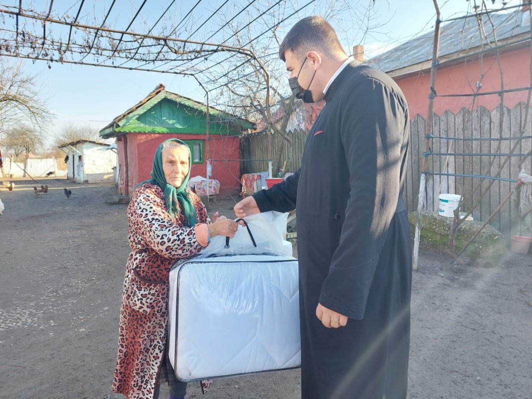 Daruri de 62 de mii de lei pentru centre sociale din județul Dâmbovița 198201