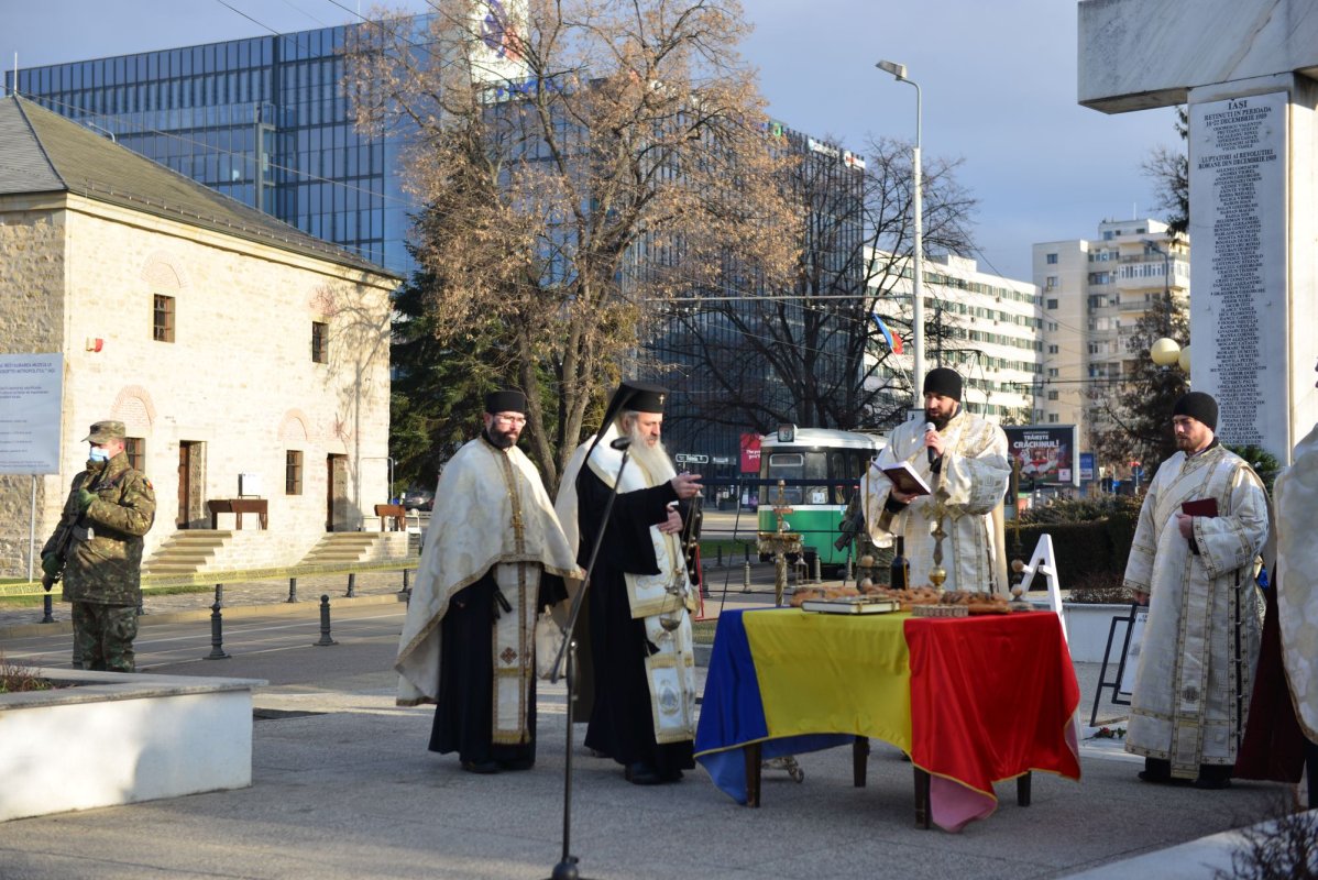 Eroii din 1989, omagiați la Iași și Botoșani: „Ne aflăm în această revoluție continuă” 198156