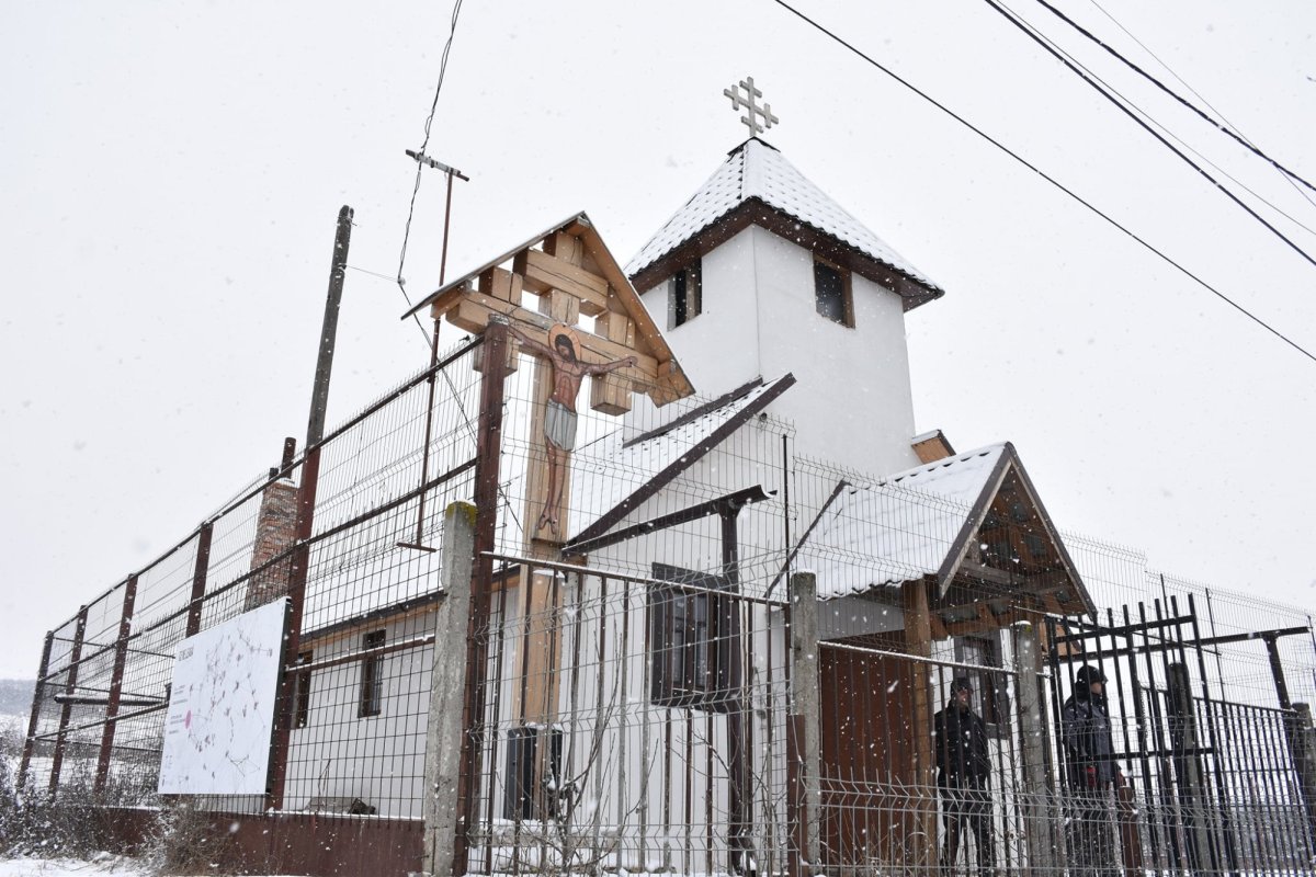 Ajutor pentru cei aflaţi în nevoi în Arhiepiscopia Vadului, Feleacului şi Clujului 198350
