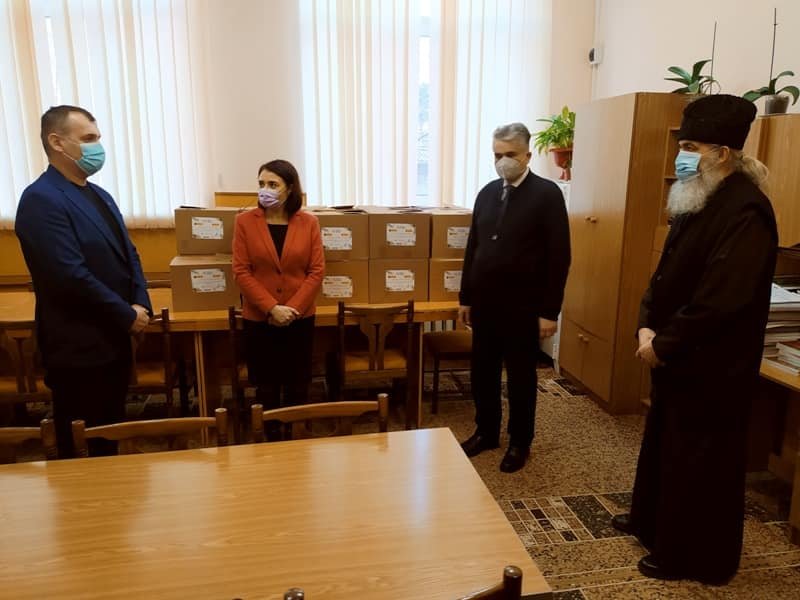 Daruri pentru Episcopia de Bălţi de la Asociaţia Investitorilor din România 198266