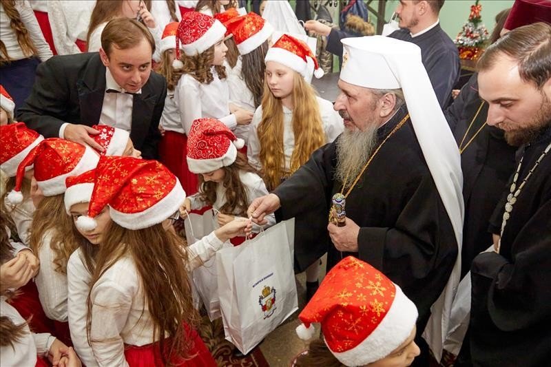 Concert de colinde al Coralei Mitropoliei Basarabiei la Chișinău 198714