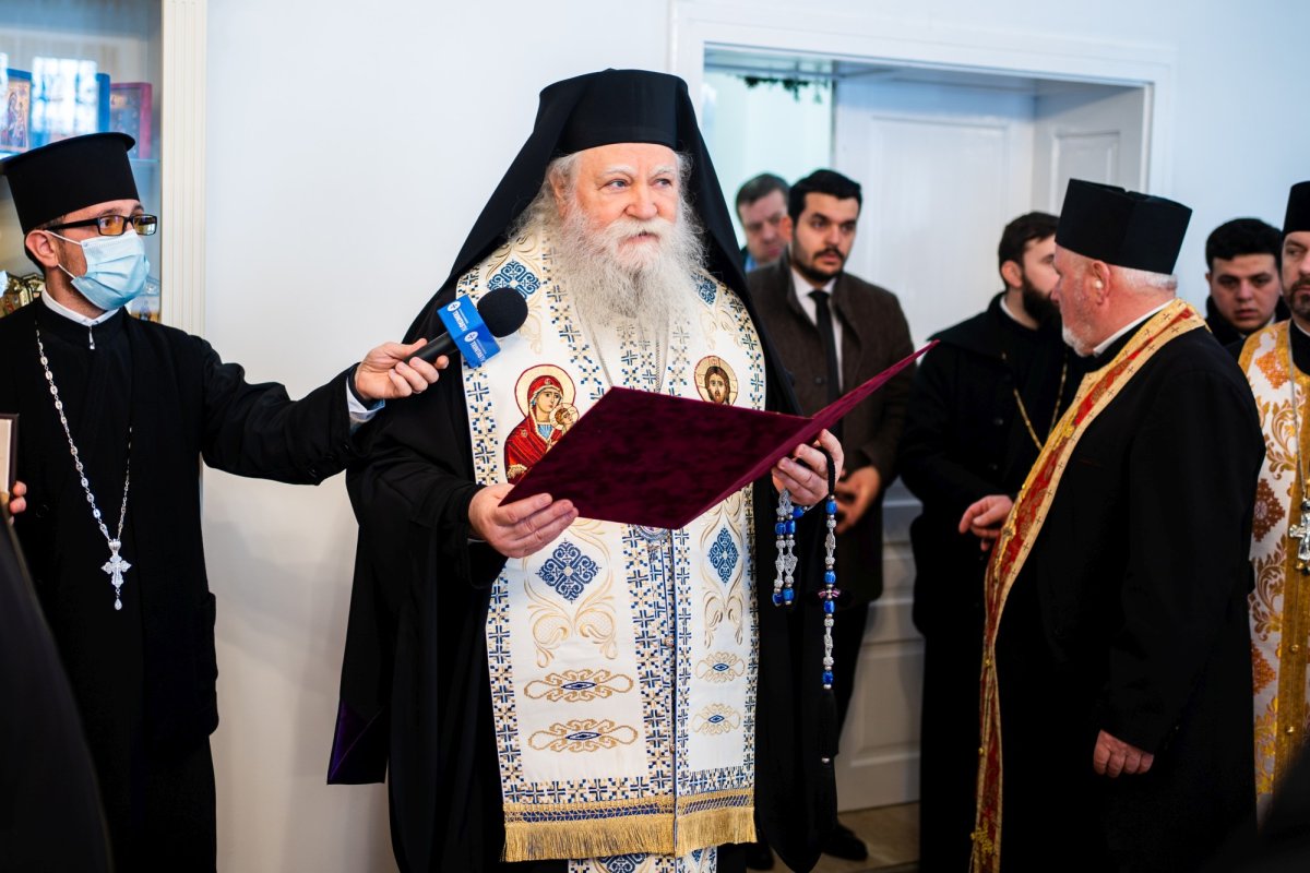 „Arimateea” - un nou magazin bisericesc sfințit astăzi în Arhiepiscopia Sucevei și Rădăuților 198949