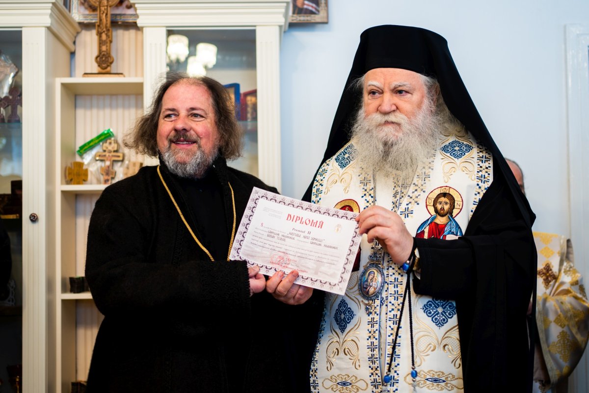 „Arimateea” - un nou magazin bisericesc sfințit astăzi în Arhiepiscopia Sucevei și Rădăuților 198953