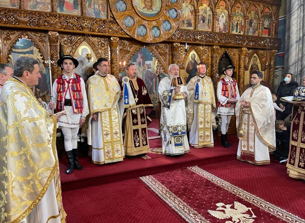 Binecuvântare arhierească pentru bistrițeni 198799