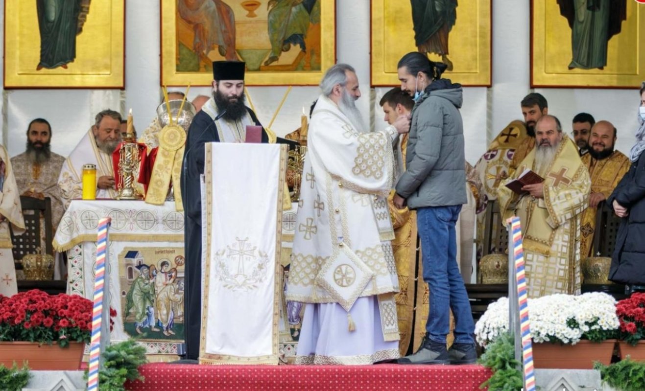 „Dumnezeu ne-a îndreptat paşii înapoi spre casă” 198937