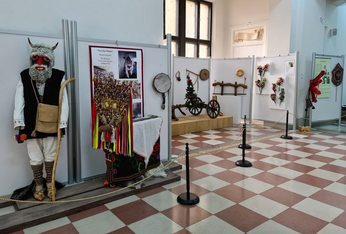 Jocurile cu măști, un festival de culoare și bucurie în Moldova 199043