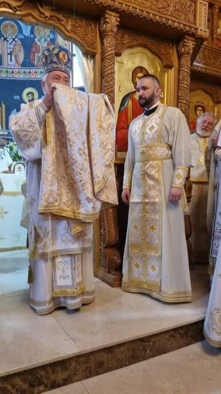 Binecuvântare pentru credincioşi la Parohia „Sfântul Mare Mucenic Gheorghe”, Bistriţa 199597