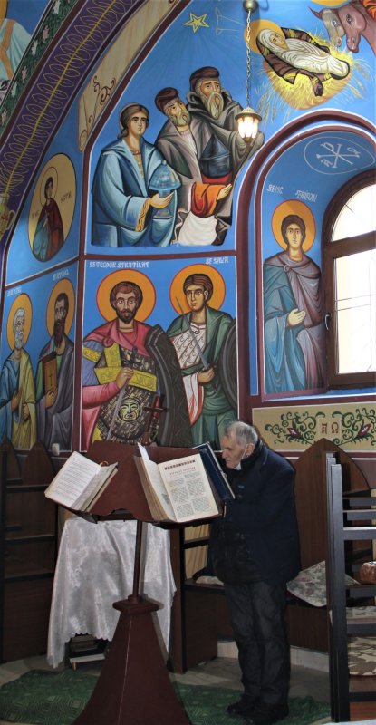 De şapte decenii în strana bisericii din Luceni 199683