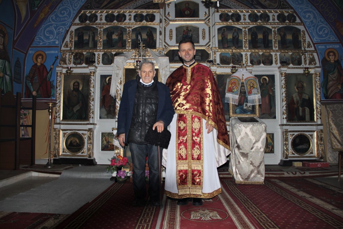 De şapte decenii în strana bisericii din Luceni 199684