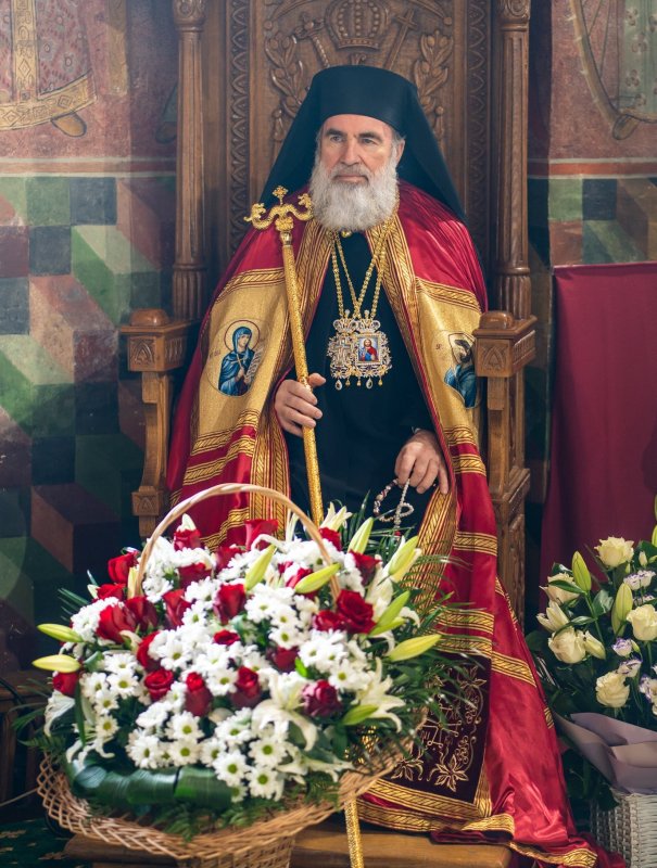 Moment aniversar în Arhiepiscopia Romanului și Bacăului 199761