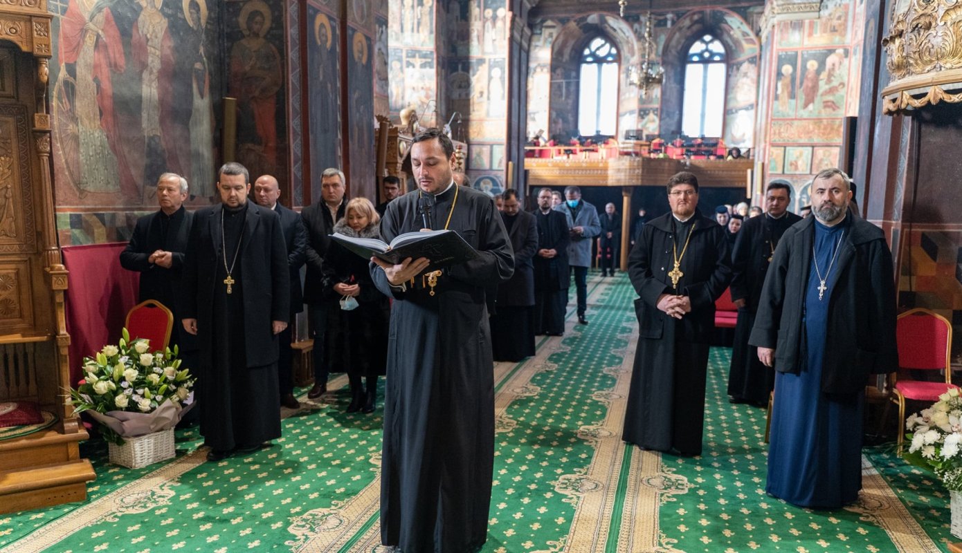 Moment aniversar în Arhiepiscopia Romanului și Bacăului 199763