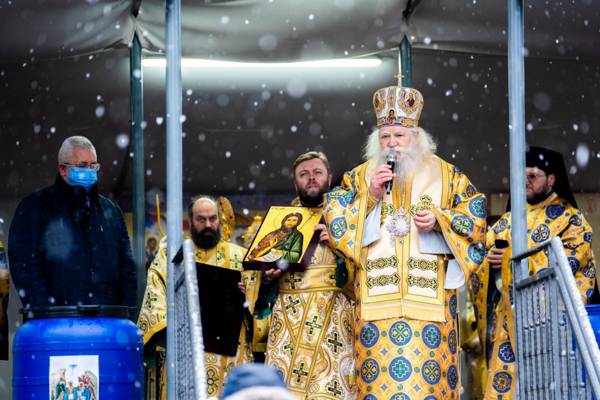 Praznicul Botezului Domnului la Catedrala Arhiepiscopală din Suceava 200166
