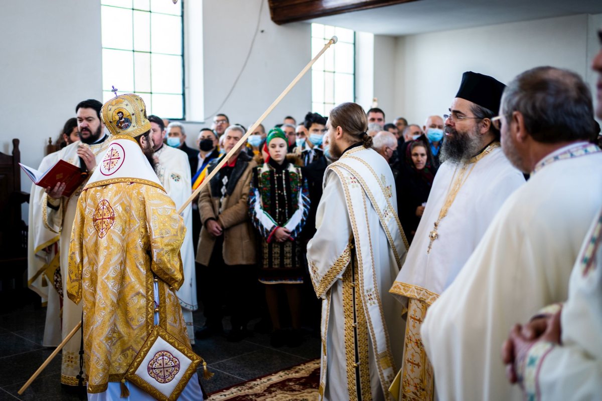 Mănăstirea Arbore din Suceava a fost redeschisă 200311