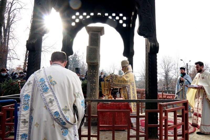 Sfințirea apei de Bobotează la Dunăre, în Muntenia și Dobrogea 200290