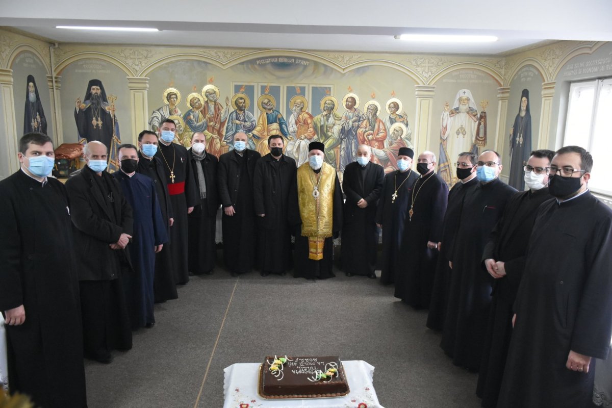 Episcopul Tulcii s-a întâlnit cu preoții la început de an 200502