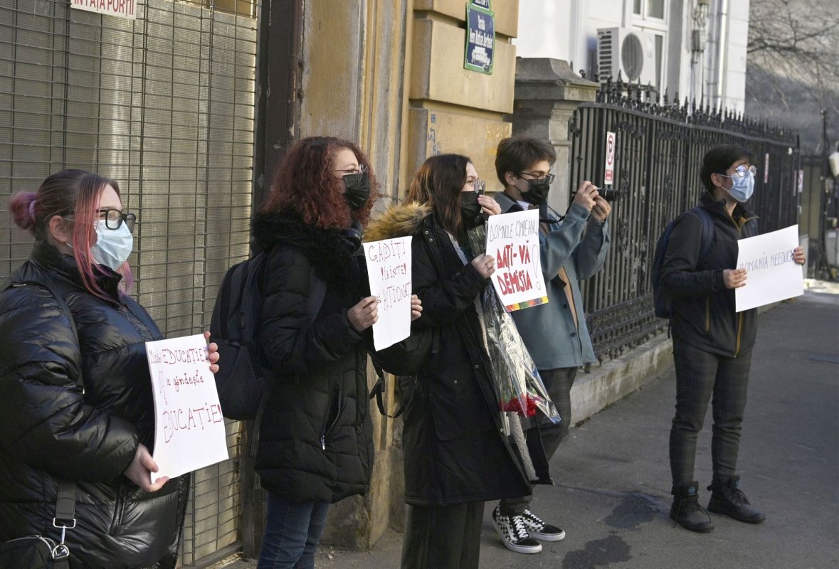 Elevii, nemulțumiți de noile criterii de acordare a burselor 200601