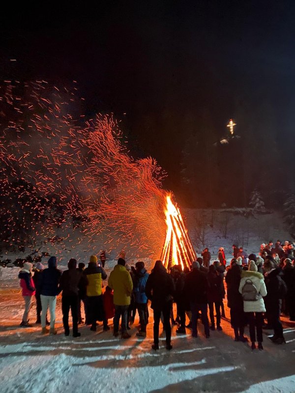 Tabără de iarnă la Mănăstirea Putna 200619