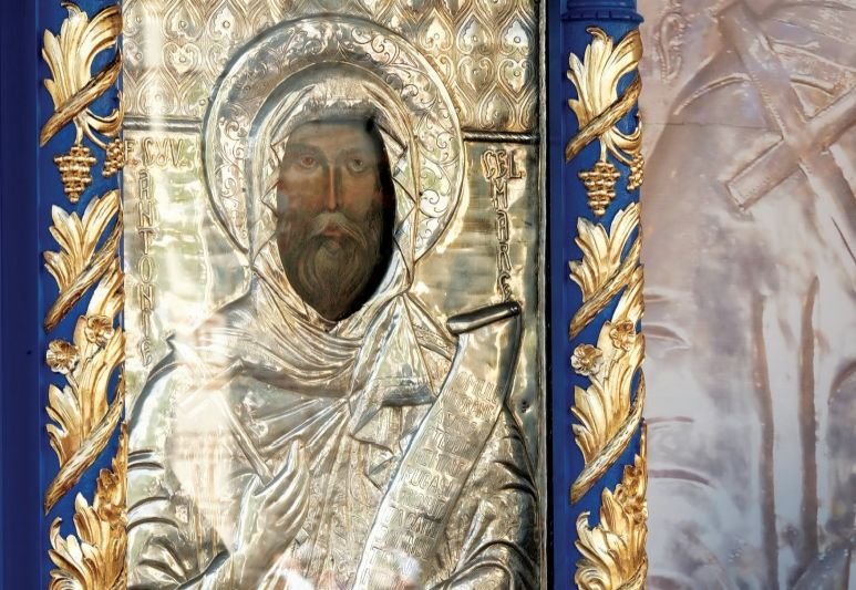 Cuviosul Antonie, stâlpul de rugăciune al pustiei egiptene 200421