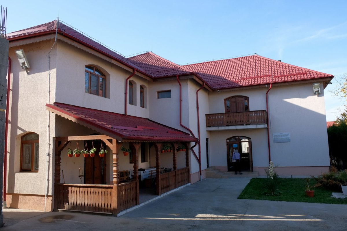 „Serviciul 112” al parohiei călărășene „Sfântul Nifon” 200509