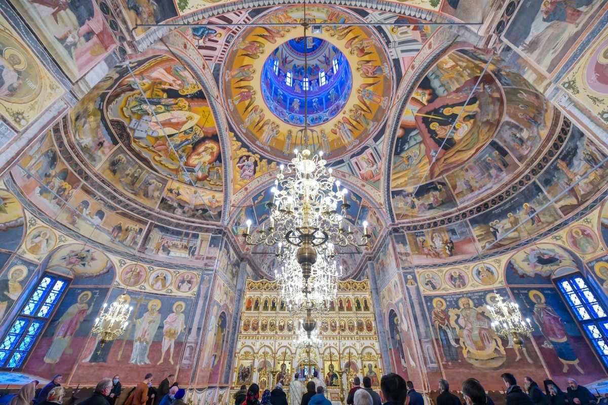 Împărăţia cerurilor, destinaţia desăvârșită a omului credincios 200919