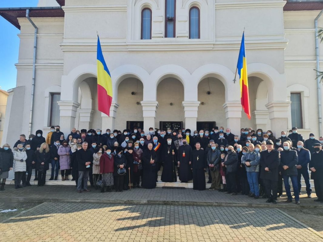 „Noi trebuie să trăim în stare de recunoștință față de Dumnezeu” 201000