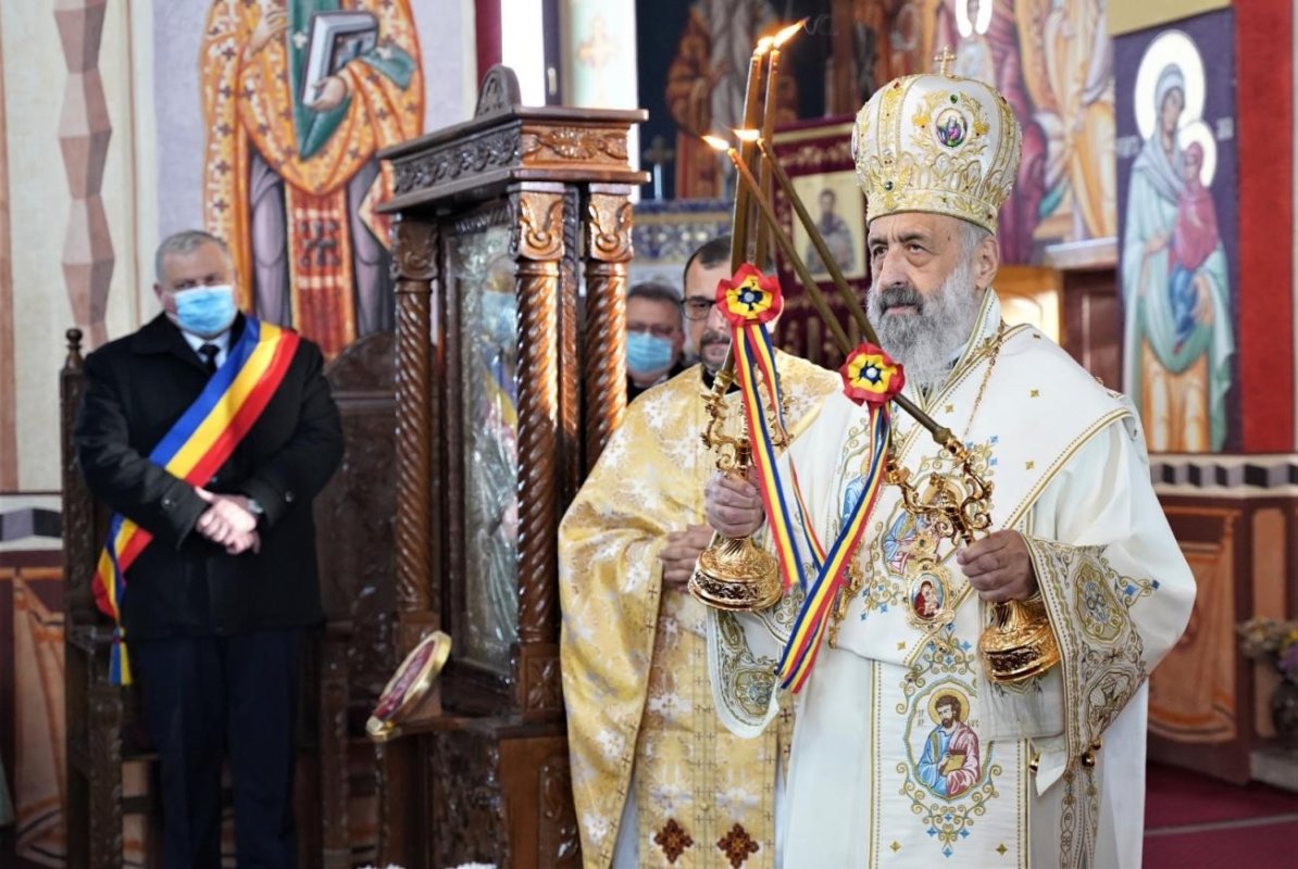 „Noi trebuie să trăim în stare de recunoștință față de Dumnezeu” 201002