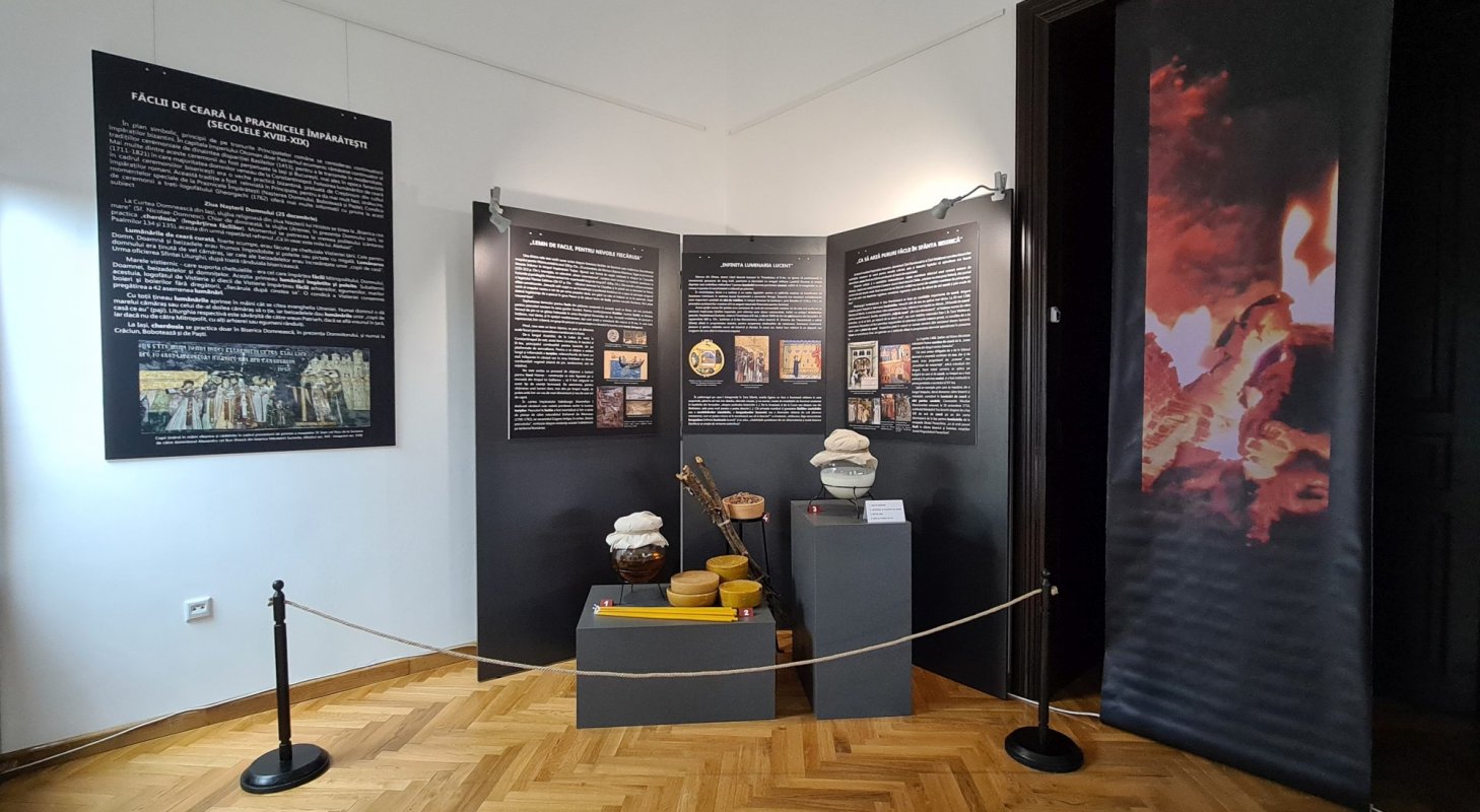 „Ecleraj”, o expoziție-poveste despre cum s-a făcut lumină 201011